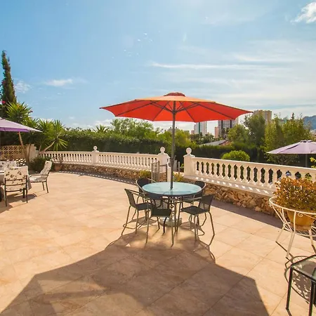 Abahana Villas Billarena 6 *